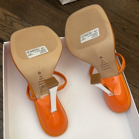 Schutz Agatha Sandal size 5.5B - Picture 8 of 8
